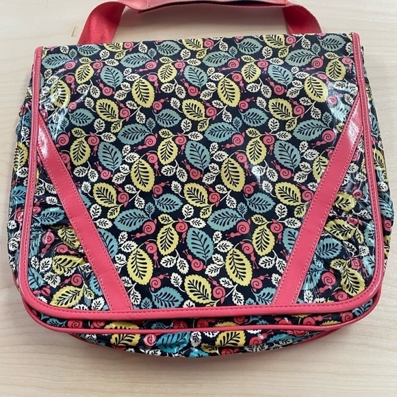 Vera Bradley Frill Computer/Tablet Bag (CZ) - Picture 1 of 11